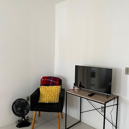 Loft Na Rua Goncalves Chaves Apartment เปโลตัส ภายนอก รูปภาพ